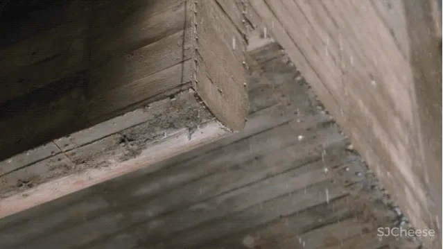 乡下大妈请日本人造房,修了6年,一扇窗都没有