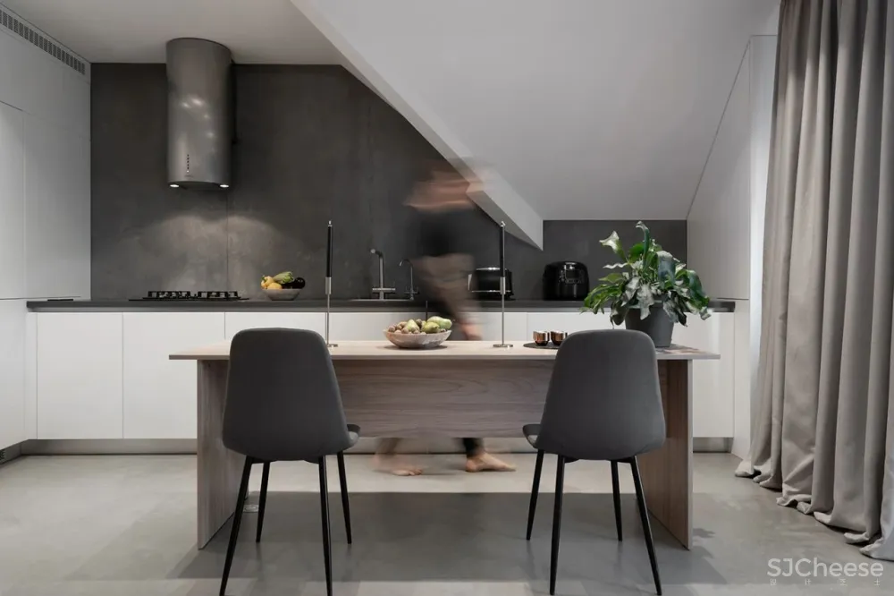 小户型阁楼，这样设计有格调还显大！