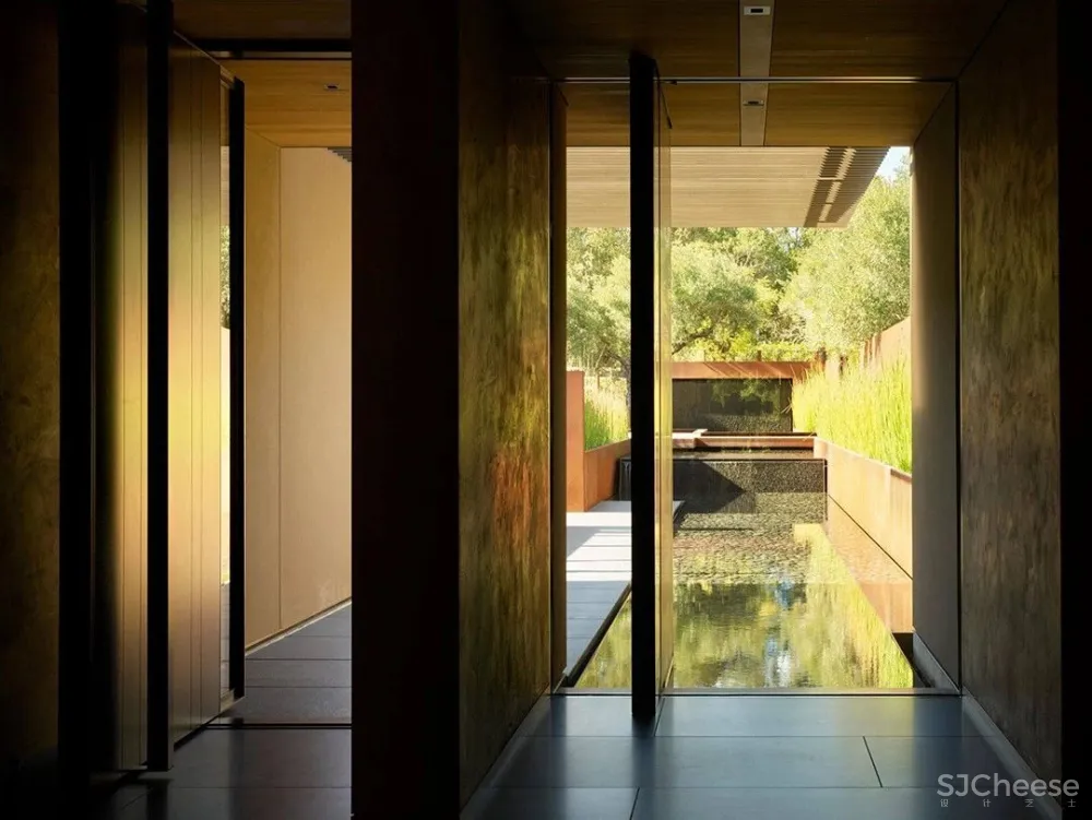 超酷工业风豪宅,不一样的机械美学