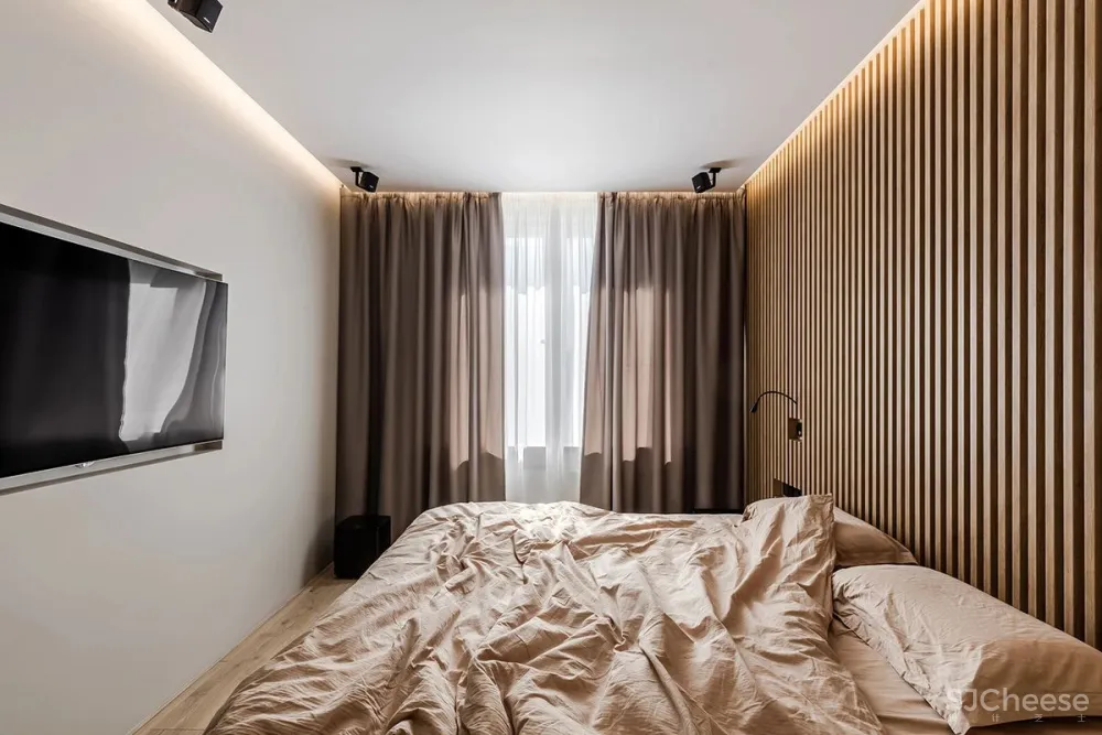 原木+高级黑,客厅电视墙这样设计太巧妙了