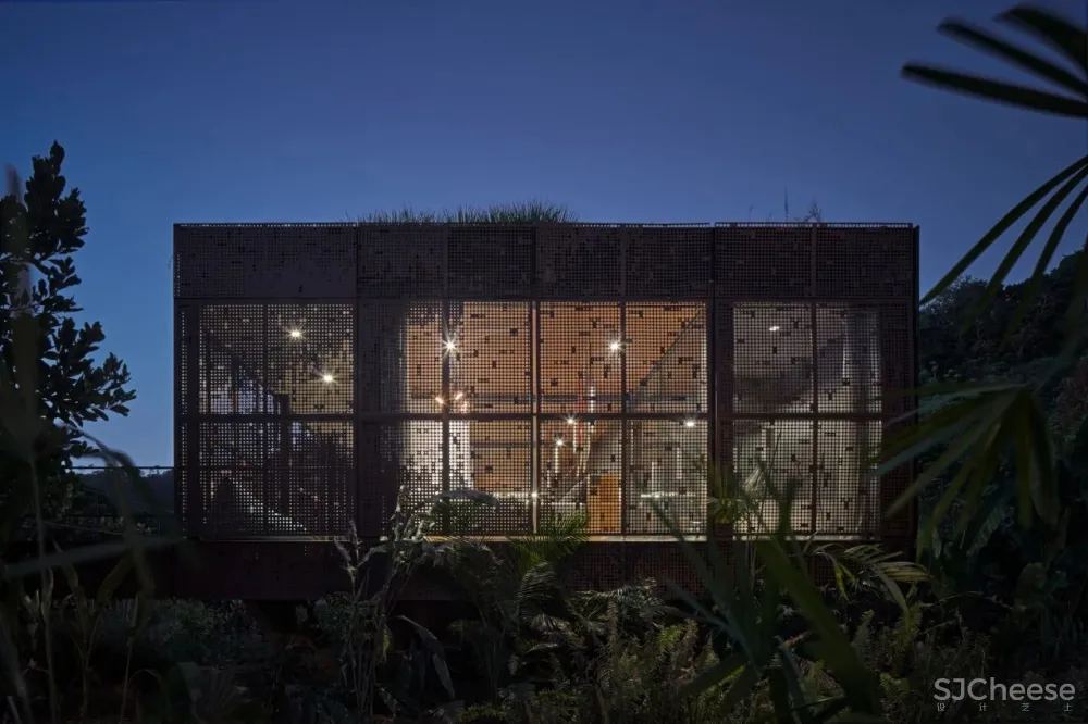 Formafatal丨哥斯达黎加超越想象的度假天堂