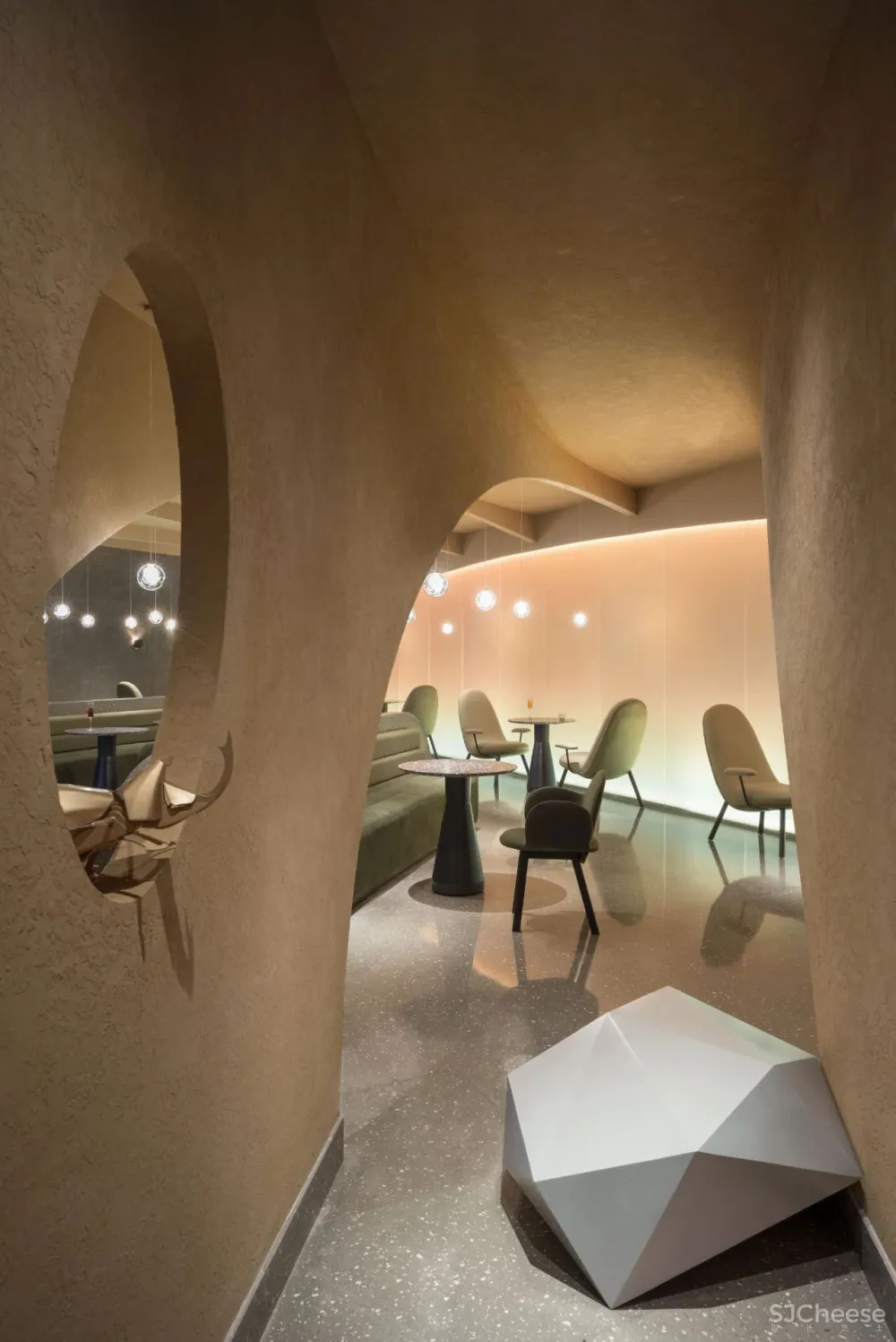 立品设计 郑铮：沙漠、森林、奇境！ 颠覆你对足浴、SPA的认知