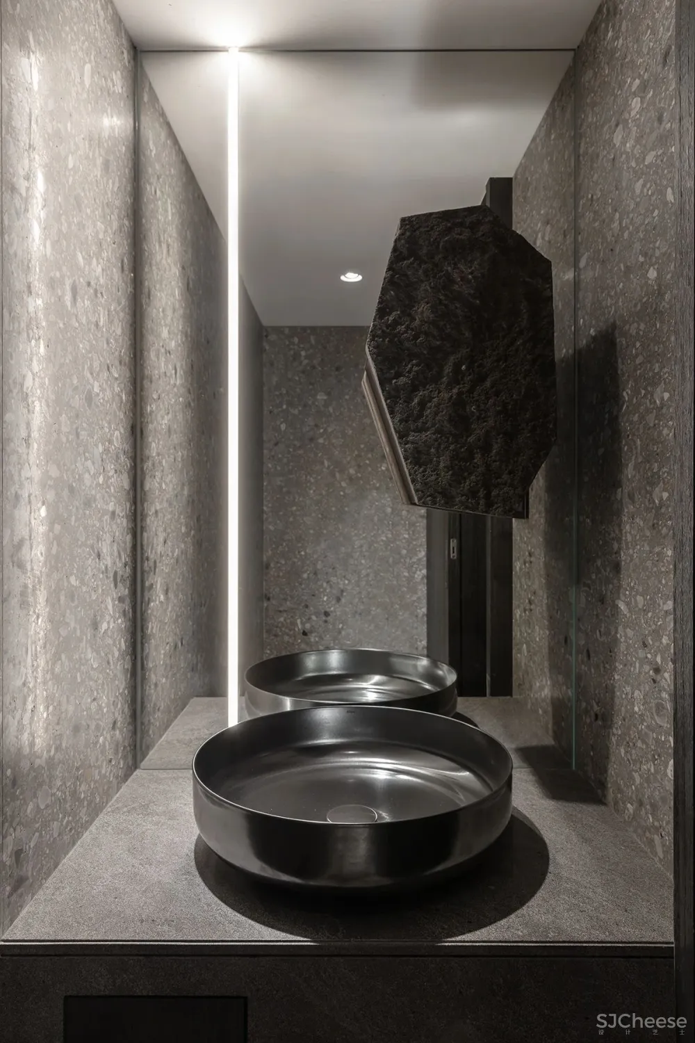 HODDI INTERIOR Memory