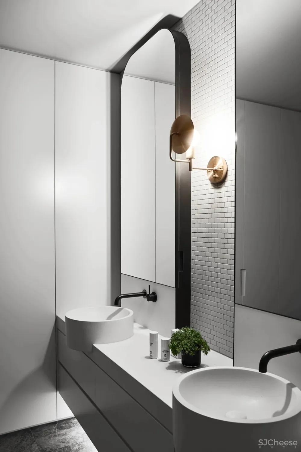 19世纪初的老房翻新，越简约越高级！