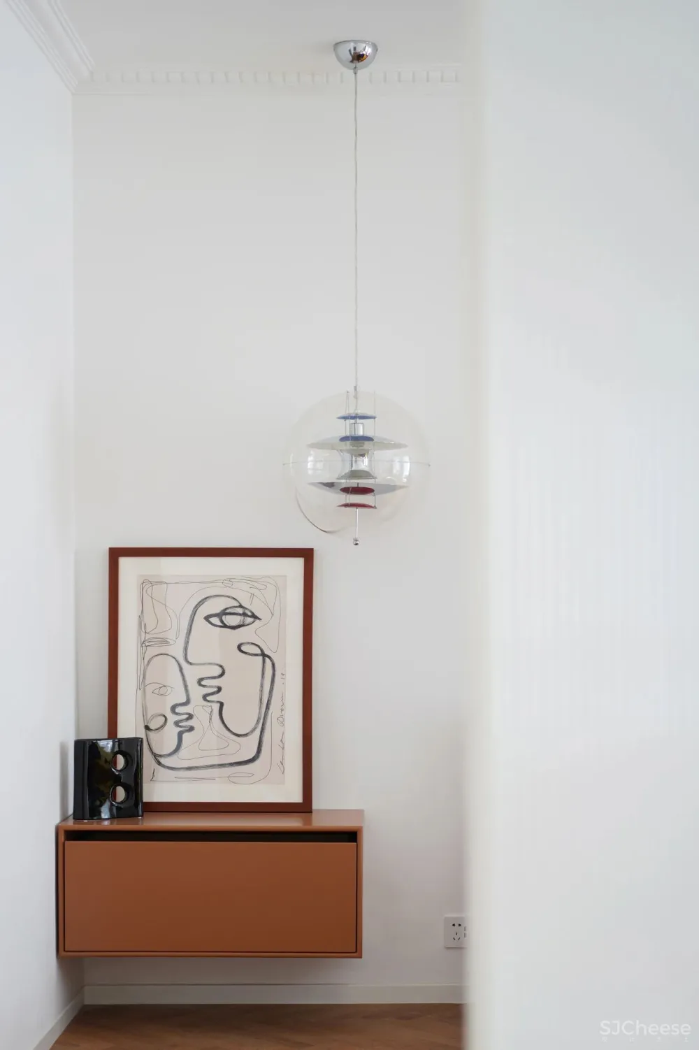 180㎡普通两居室,出彩全靠砸墙和抬高?