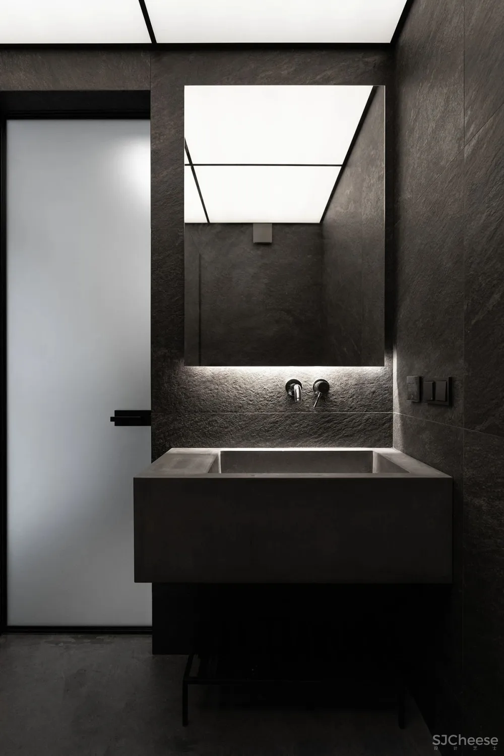 小户型阁楼，这样设计有格调还显大！