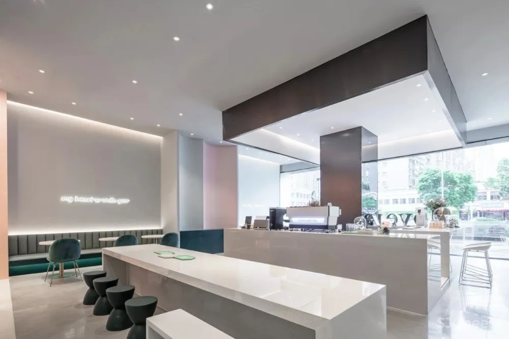 无锡LOVEMORE 咖啡花艺集合店