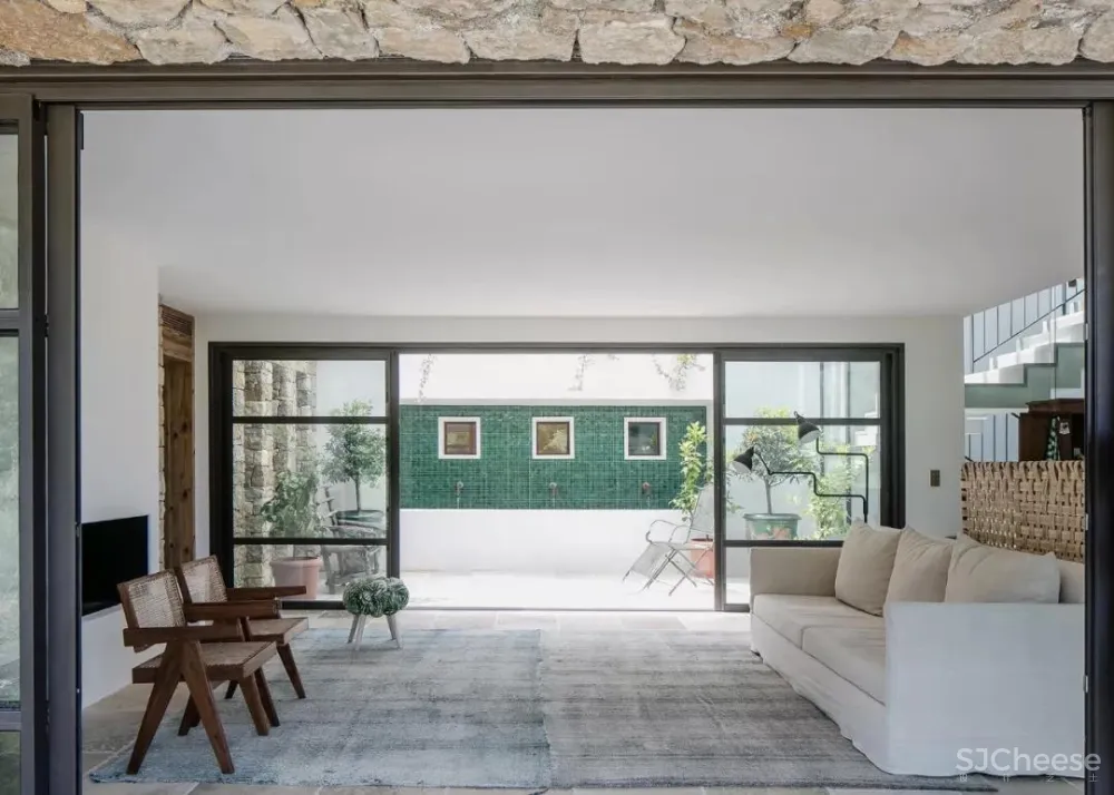 Caprini&Pellerin•海岛酒店将建筑几何完美融入自然环境!