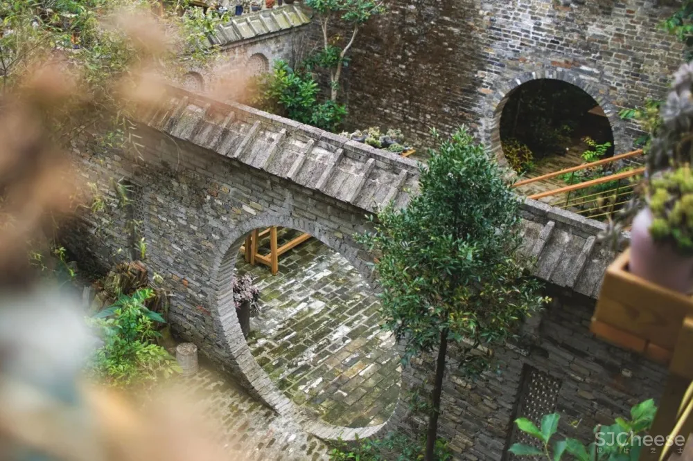 一个广东宅男,把游戏场景搬进30000m²的后花园,20年了还没造完