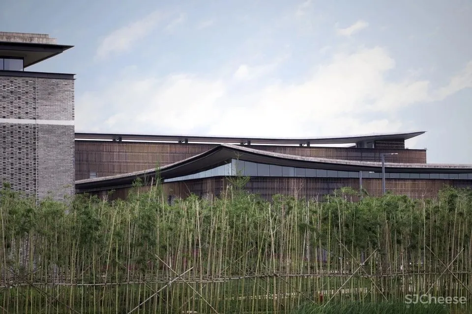 新作 桂林十如纺织工业园:工业4.0与传统中式山水 吕元祥建筑师事务所