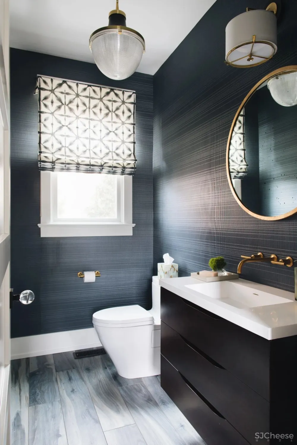 Donna Mondi 色彩视觉 与众不同