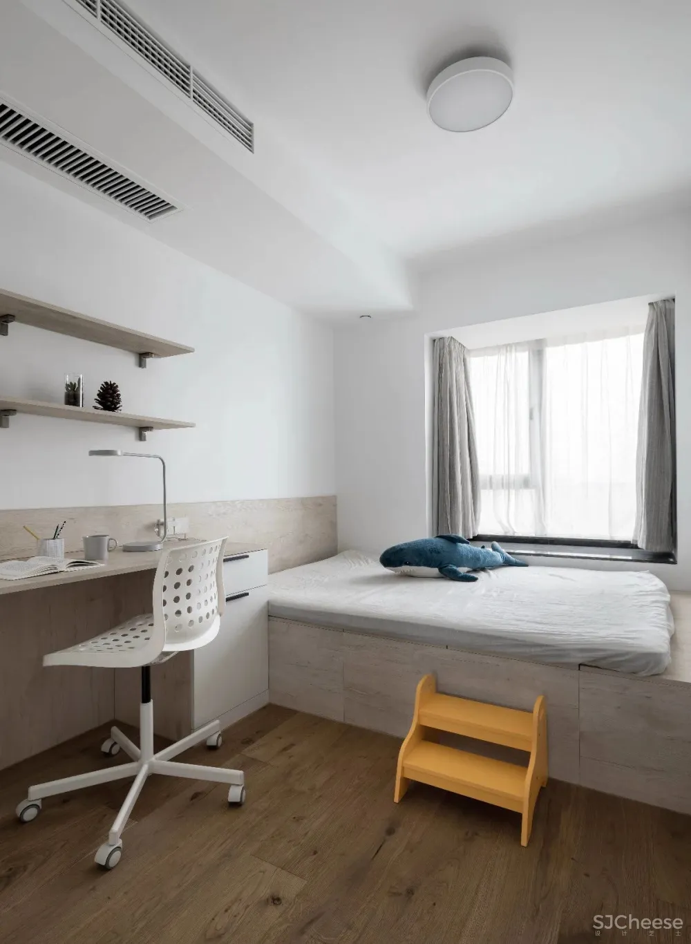 130㎡北欧简约,女主人爱生活,男主爱游戏,客厅书房设计一体