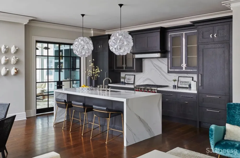 Donna Mondi 色彩视觉 与众不同