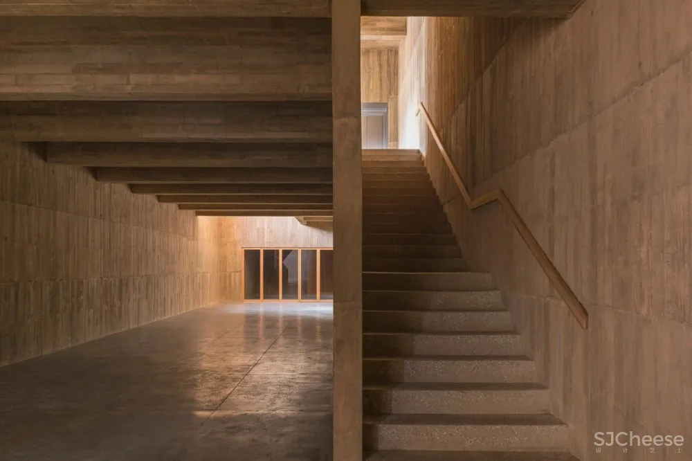 Productora丨超现实的狂野建筑幻想