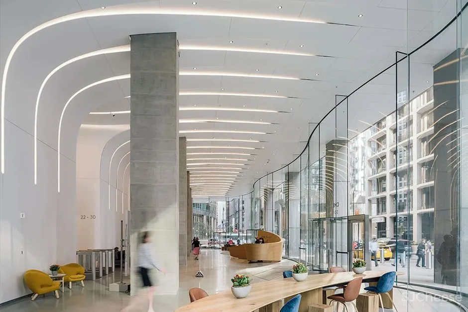 弧形玻璃幕墙+从墙到顶的天花,这个大堂改造太惊艳!