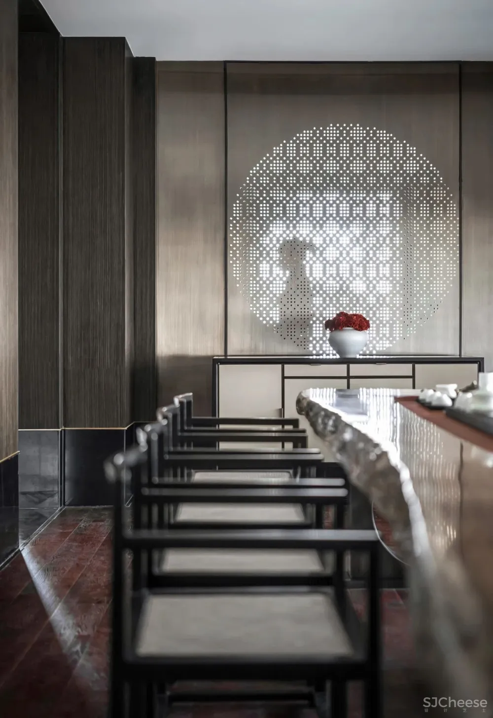 新作丨局限的空间,如何利用光打造不凡气质!