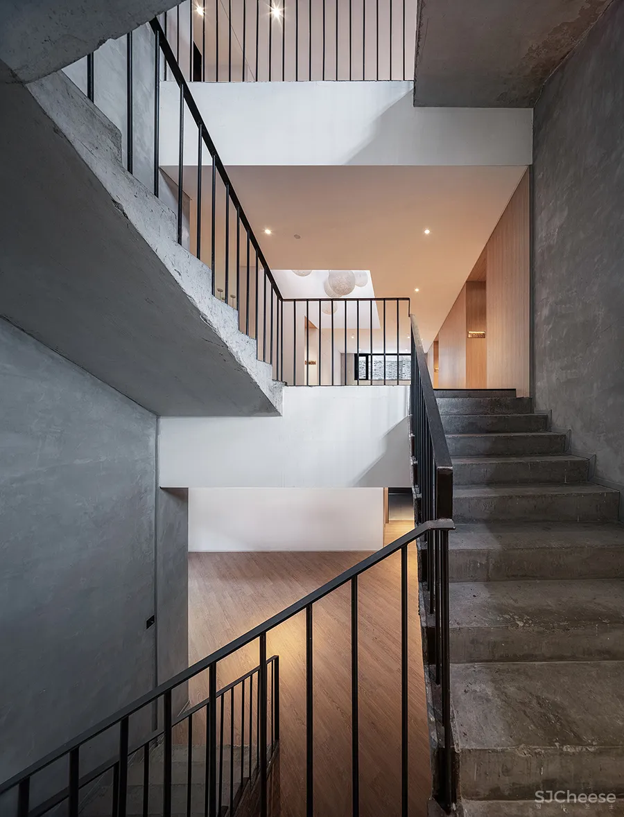 临海余丰里民宿,穿梭三个年代的建筑之间 零壹城市