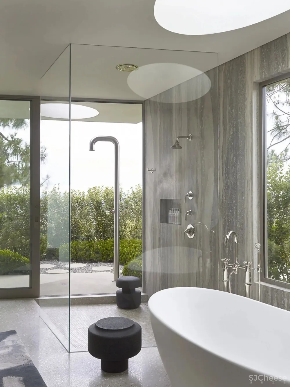 【搭-配】来自Beverly Hills Estate的开放性住宅 Jamie Bush