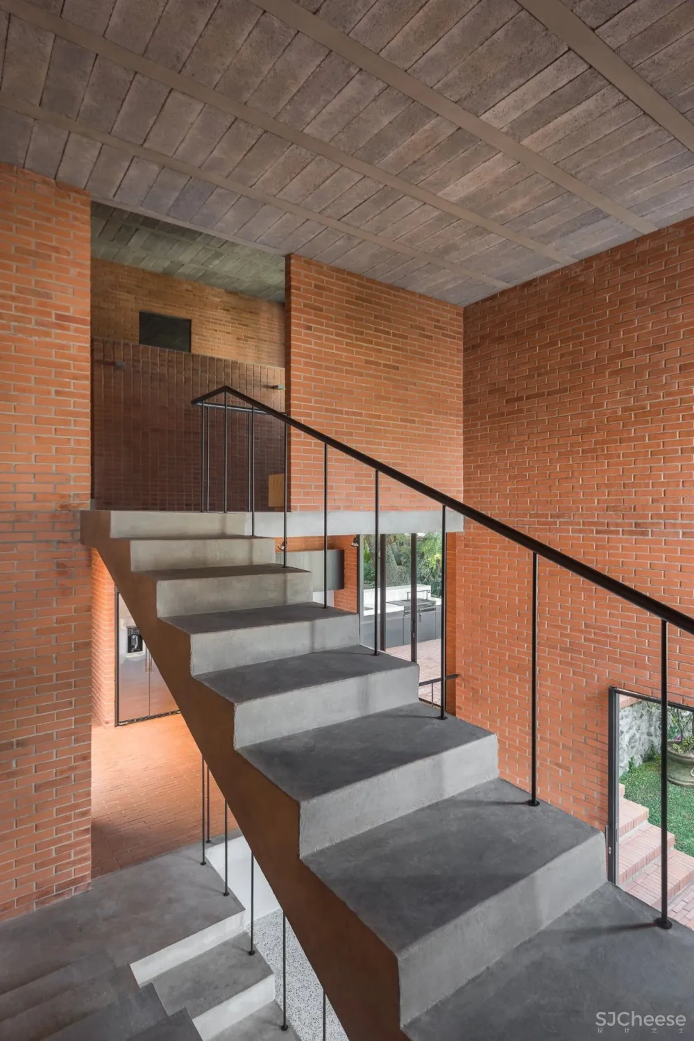 Productora丨超现实的狂野建筑幻想