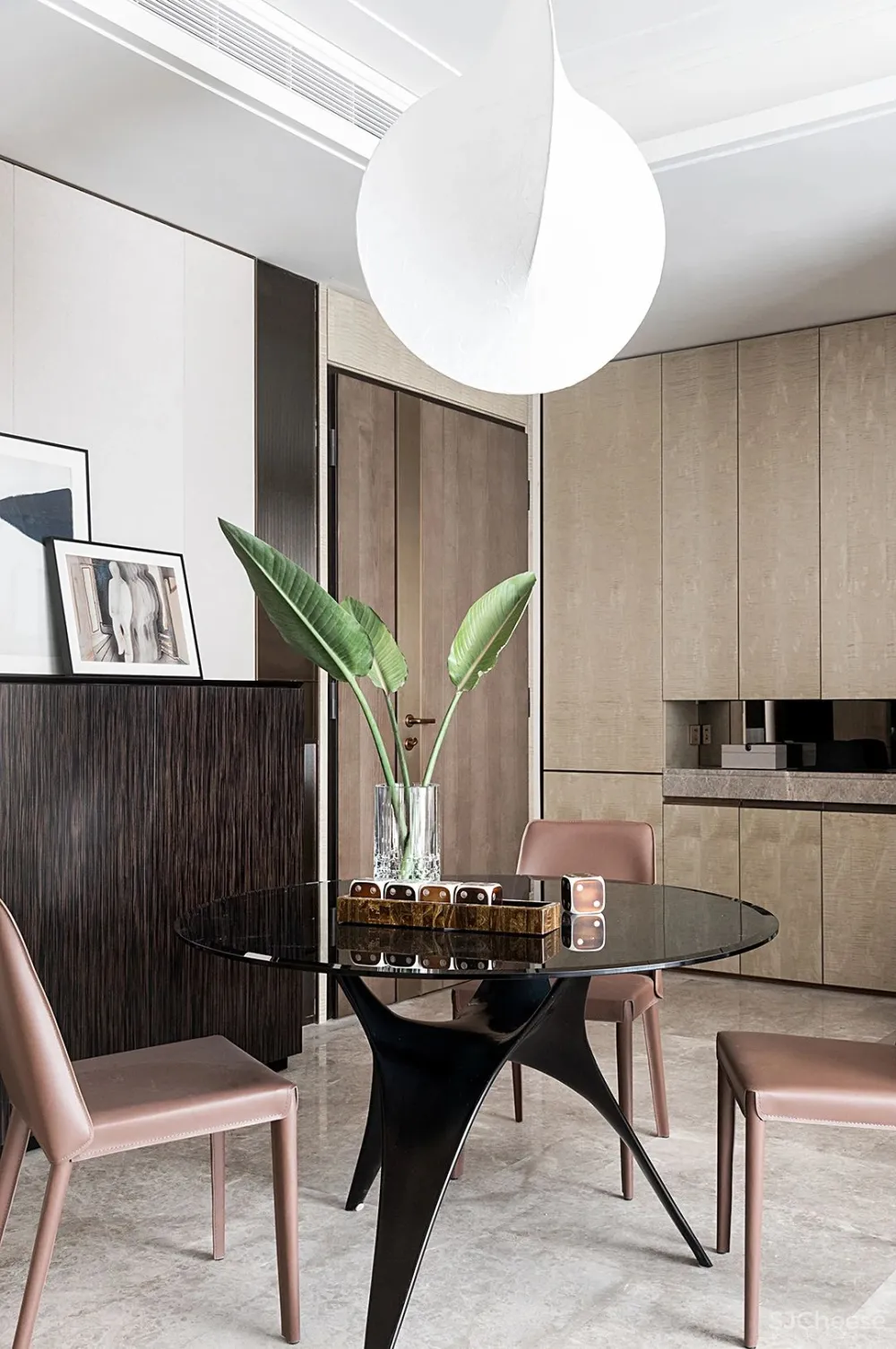 绿地海珀•外滩样板房健康科技赋能品质精装