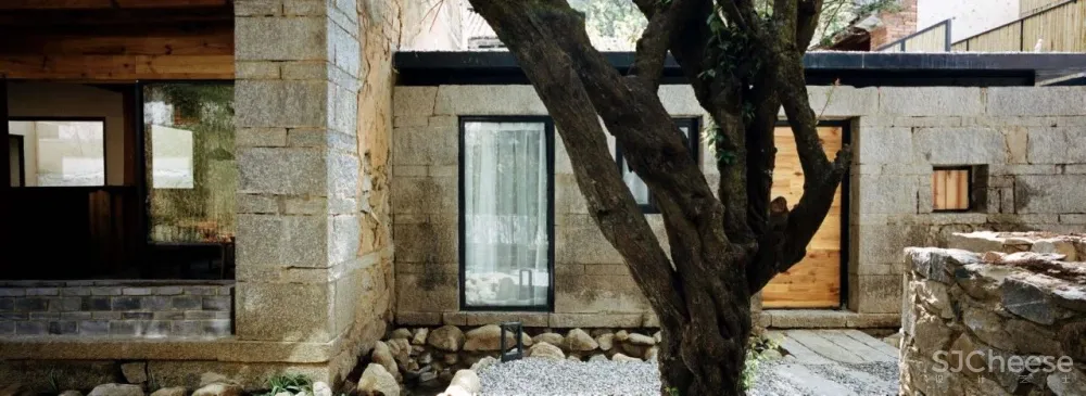 舒坦:在大理凤阳邑喝茶、洗片,他的“原生”乡建有何特别?