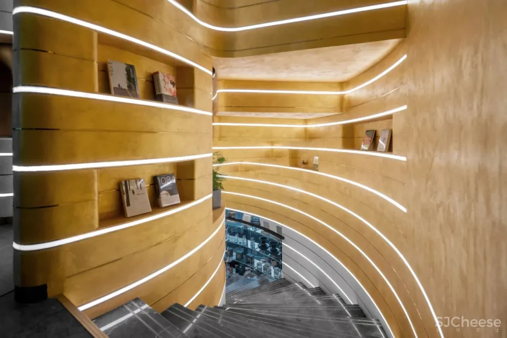 J-S设计:听说有宝藏,武汉商圈里的秘密山谷