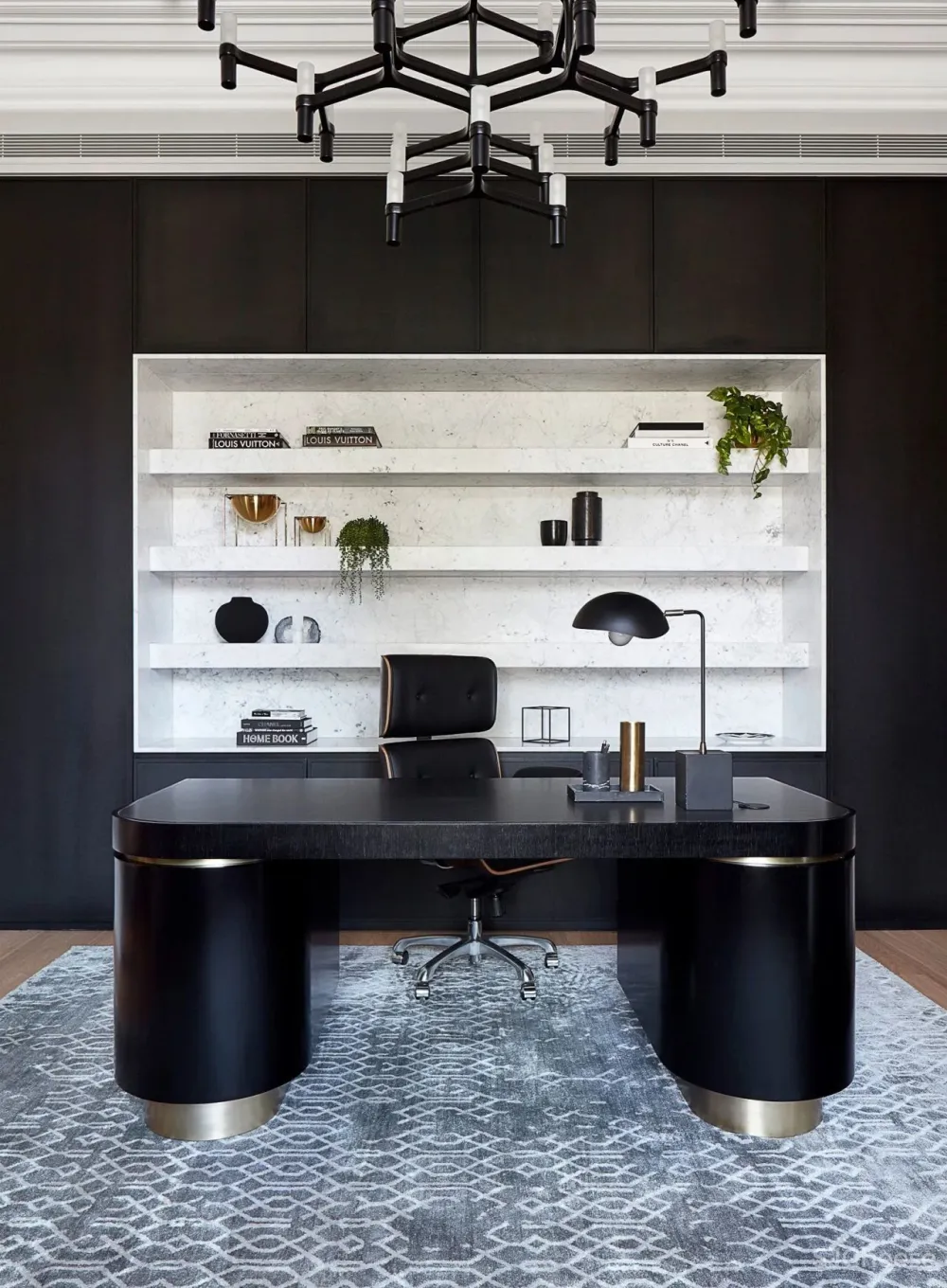 Christopher Elliott 新作 低调内敛的现代优雅