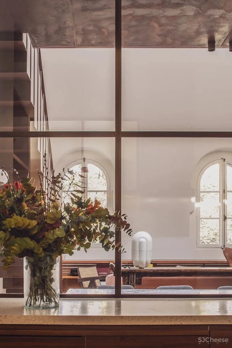 精致的复古感,纯粹典雅!