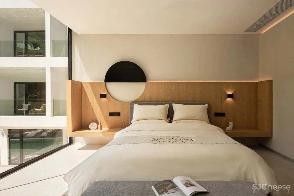 杉树林里的极美民宿