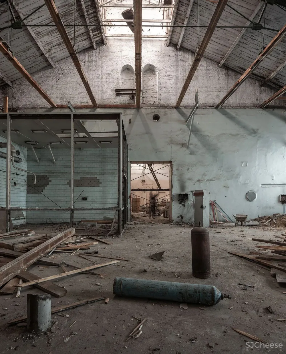 一个18世纪的军火库改造成基辅一个繁华的食品市场