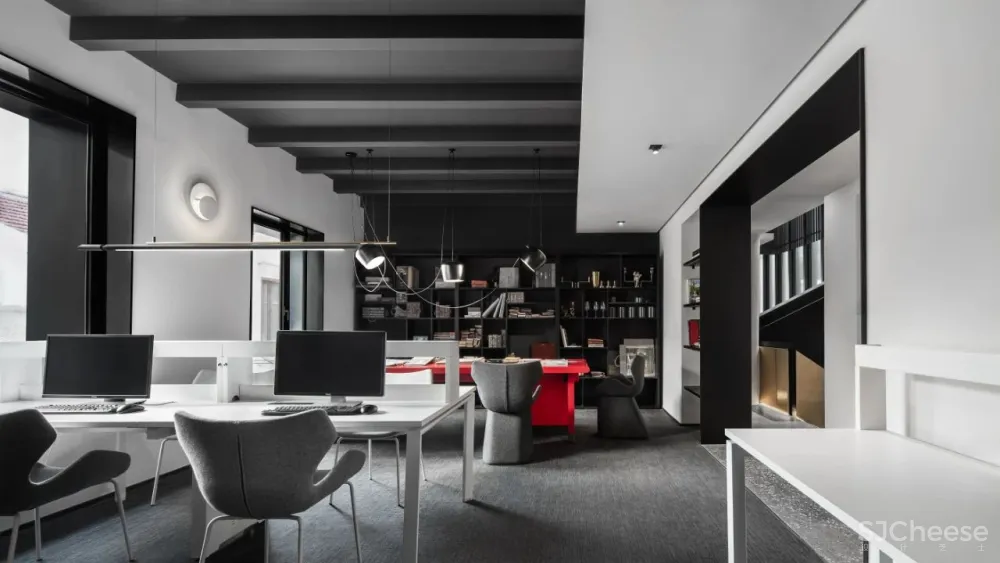 【2019年鉴榜办公作品】FW.GID 办公室 曾建龙