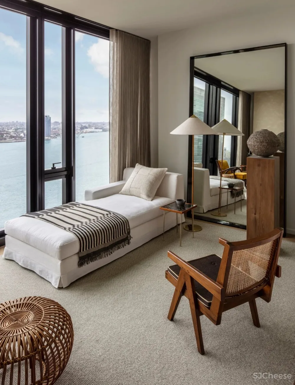 Richard Meier 设计的公寓楼,极简主义精装够低调、也够奢华!