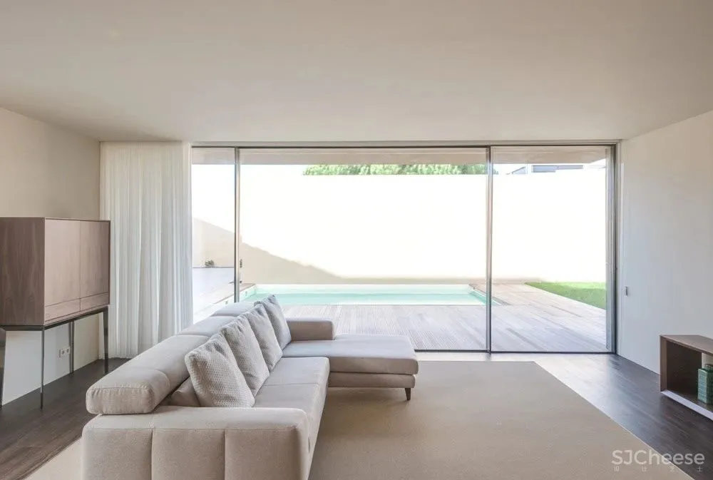 Tie House by Jos Tan Architects