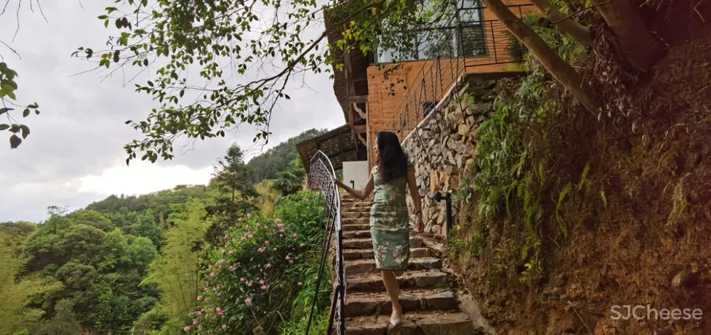 吕晓辉:“裸心”背后的建筑师,一直在和什么较劲?