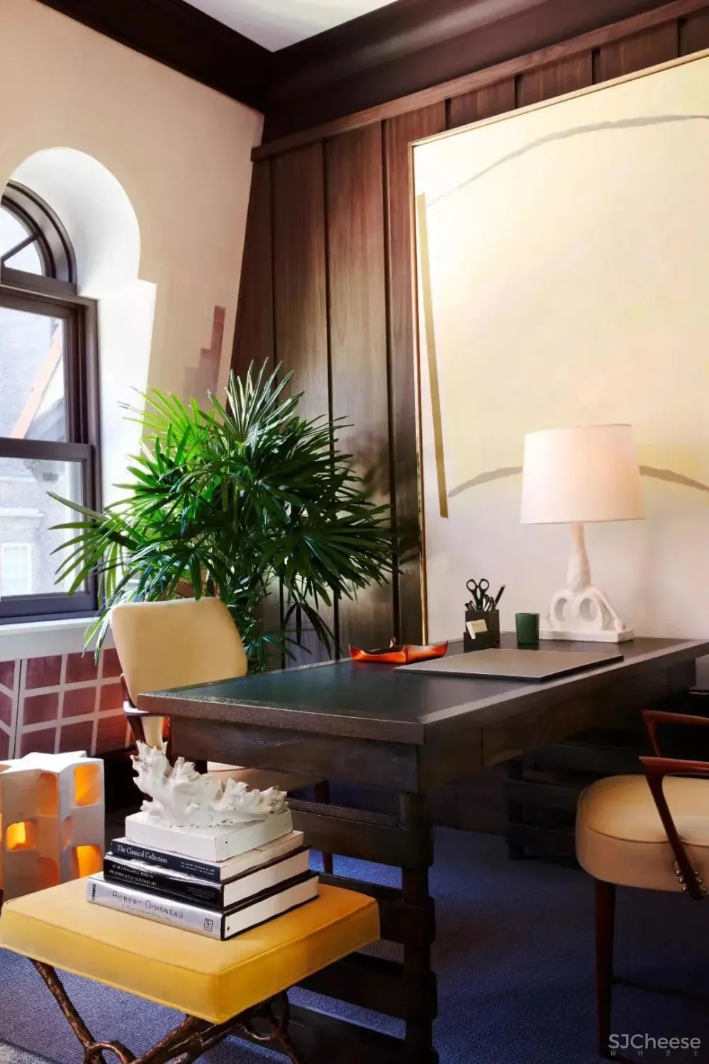 高级灰经典搭配,优雅极致的完美诠释,极具时尚号召力