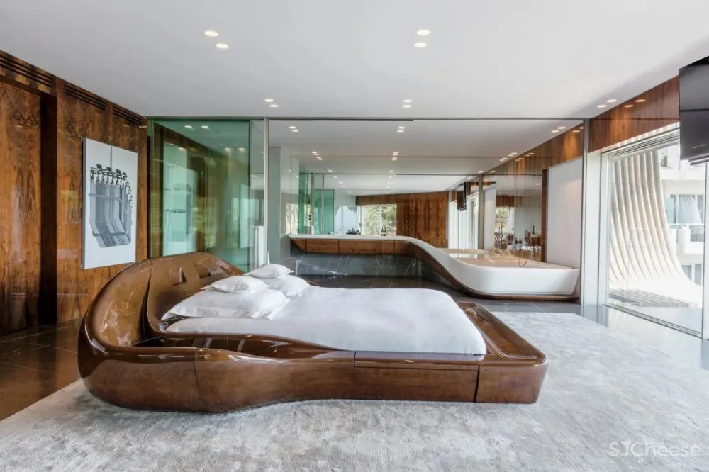 这栋房子用曲线大理石做外墙,张扬的个性之美!