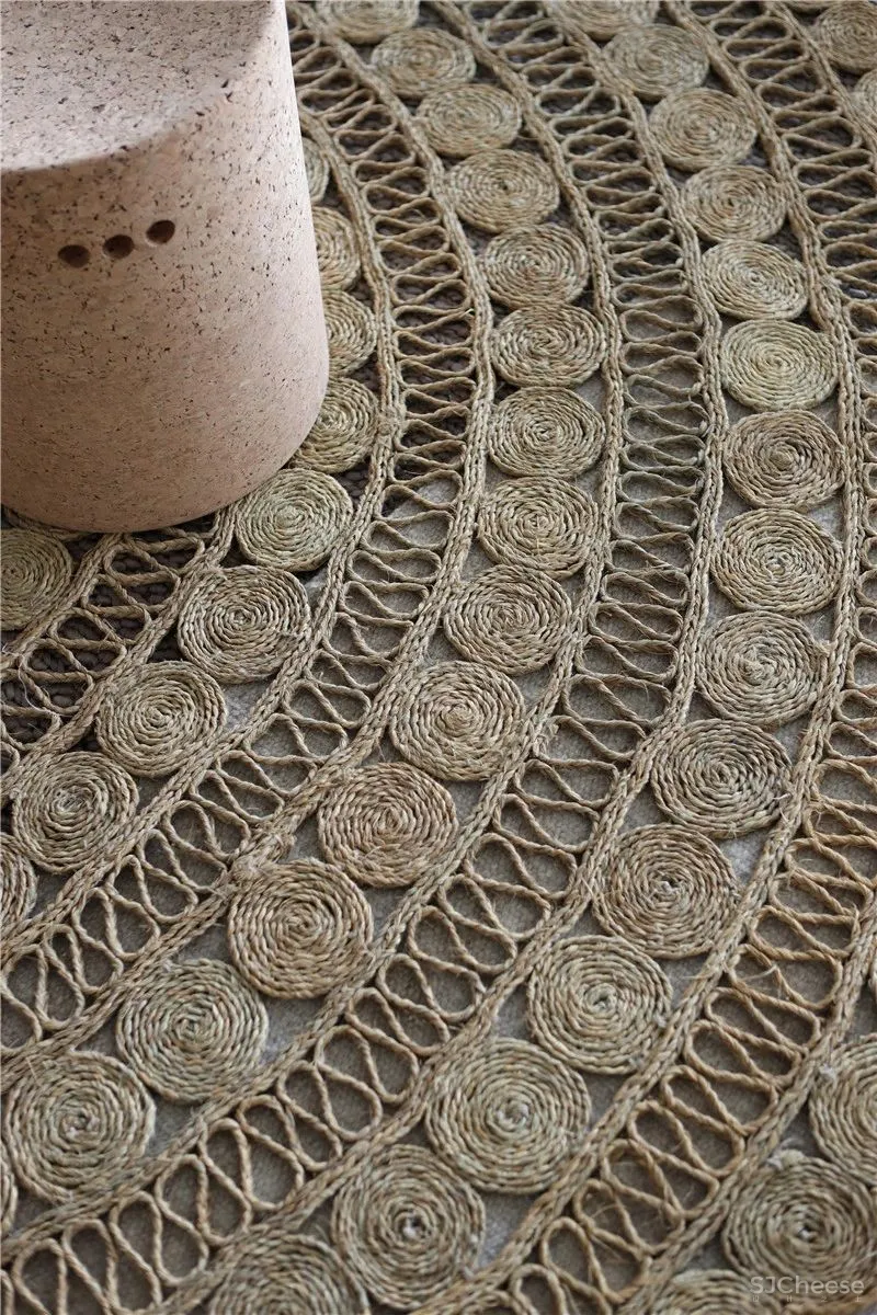 愿有一间小阁楼,与你相拥听海