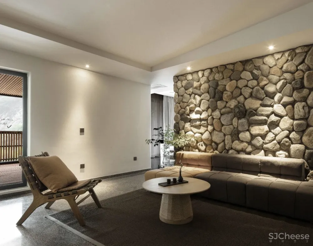 隐藏在景区的“大民宿”,本末设计陈海把山景引入室内