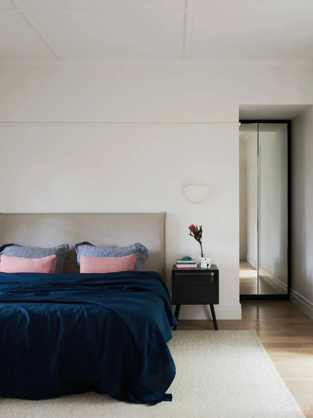 优雅简约的中性住宅