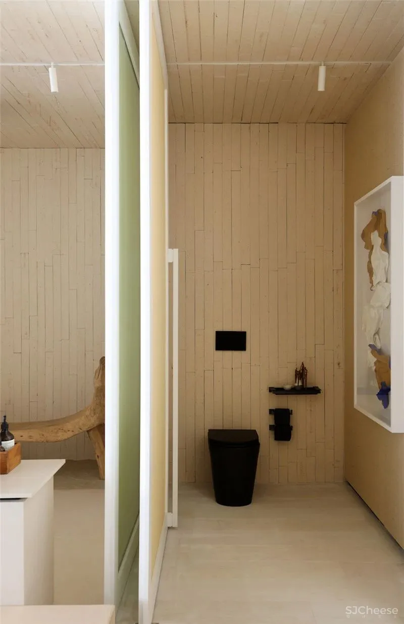 愿有一间小阁楼,与你相拥听海