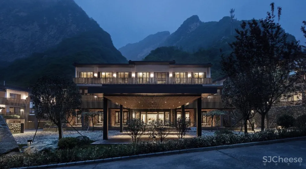 隐藏在景区的“大民宿”,本末设计陈海把山景引入室内