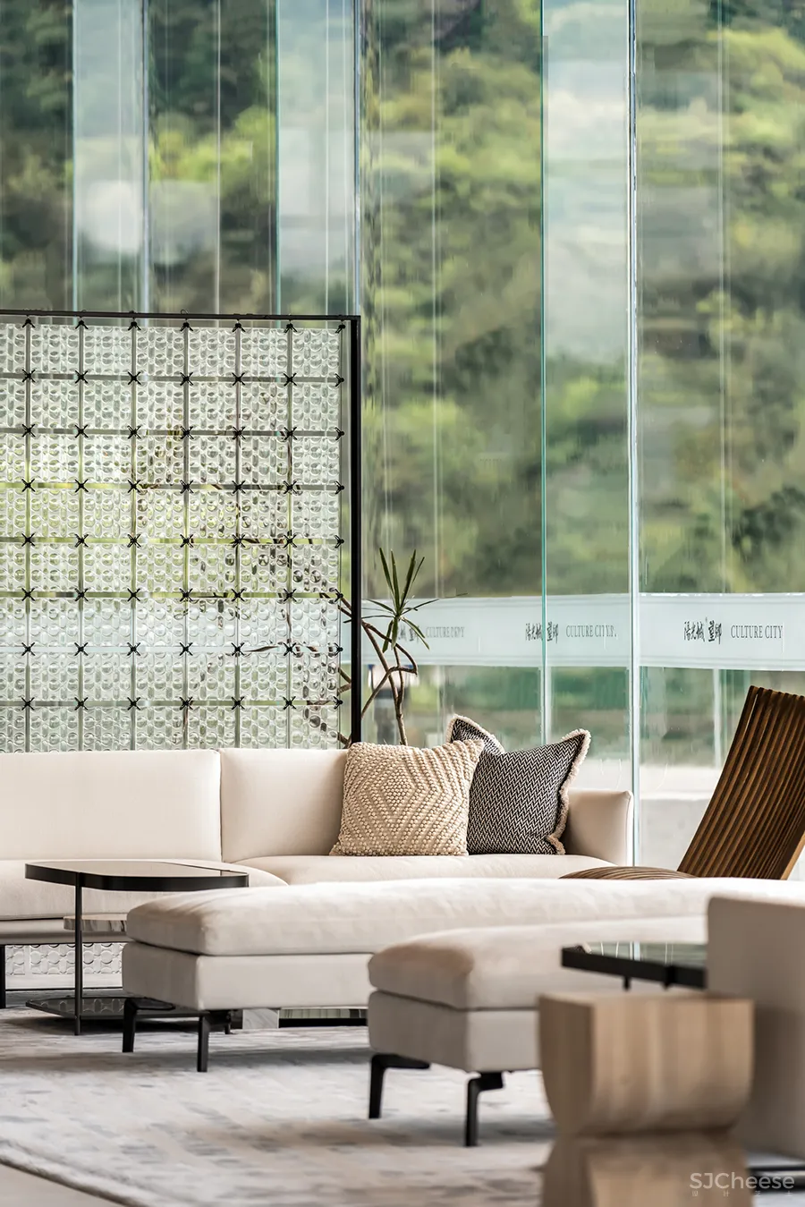 设计:遇见欧若拉!