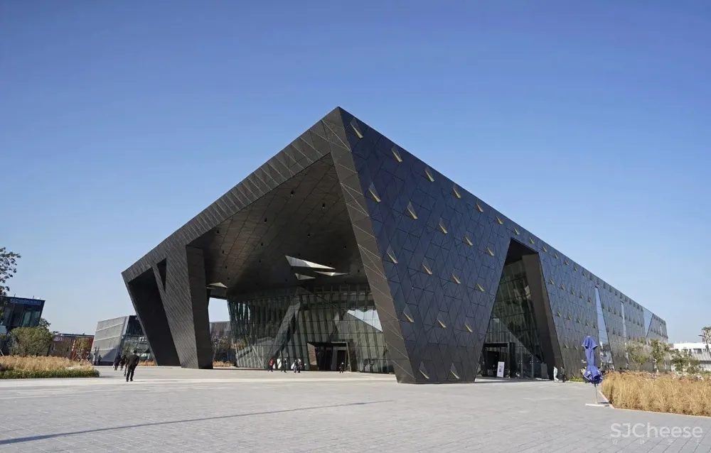 郭捷 x 华润:将点、线、面 做到极致,极简空间才有的高级感!