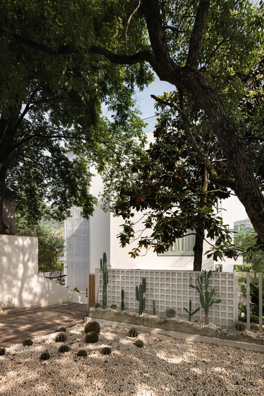 莫干山云端新宿!2000 m²摩洛哥花园私藏游乐园,loft亲子滑梯房,露台无边泳池超隐秘!