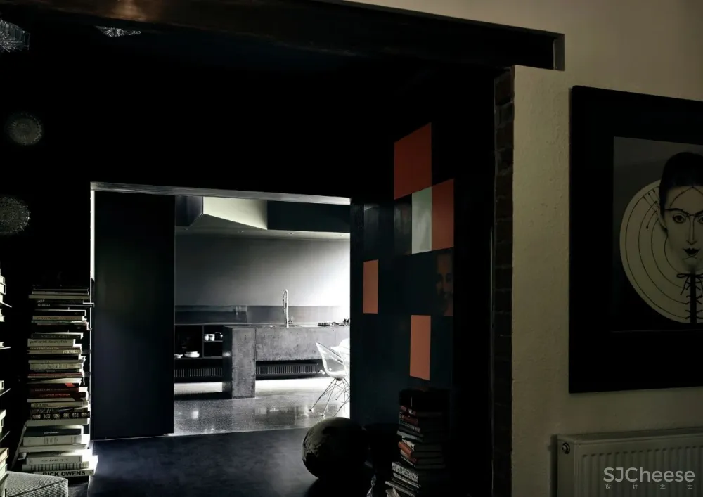 澳大利亚国家室内设计大奖追求极度静谧，探索光影魅力，这个暗黑系住宅真的真的很酷炫