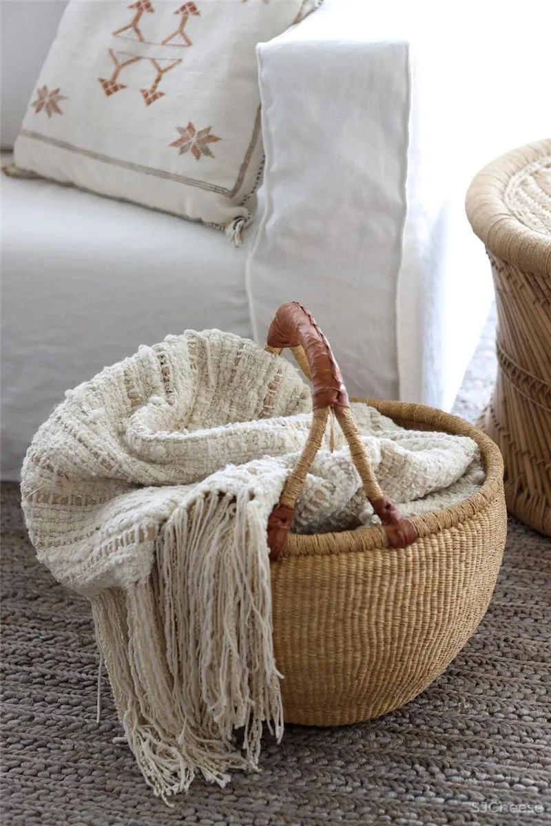 愿有一间小阁楼,与你相拥听海