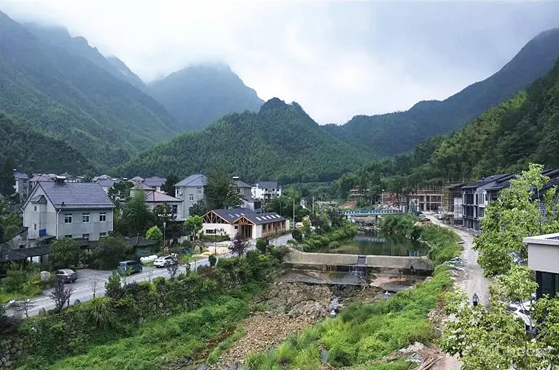 乡建如何不落俗套?15个最佳乡村建筑!