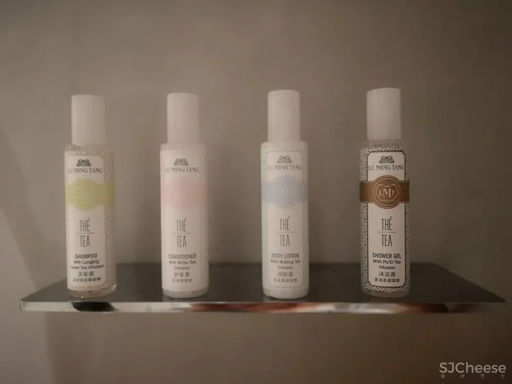 他在运河畔改造了16个房间的工业风老宅,还打造一间人气超旺的咖啡馆