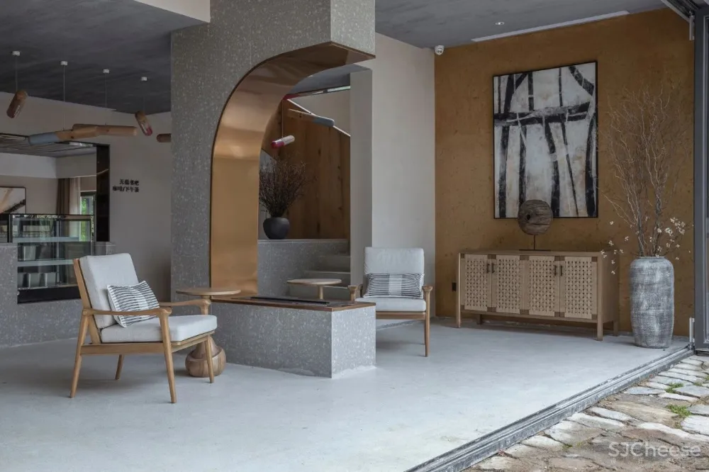 新挖到的隐秘玩水地, 直接睡入山溪间! 还原宫崎骏动漫里的夏天, 秒回无拘束童年时光