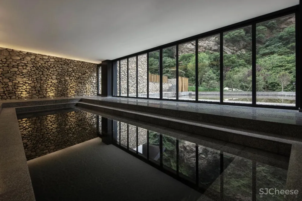 隐藏在景区的“大民宿”,本末设计陈海把山景引入室内